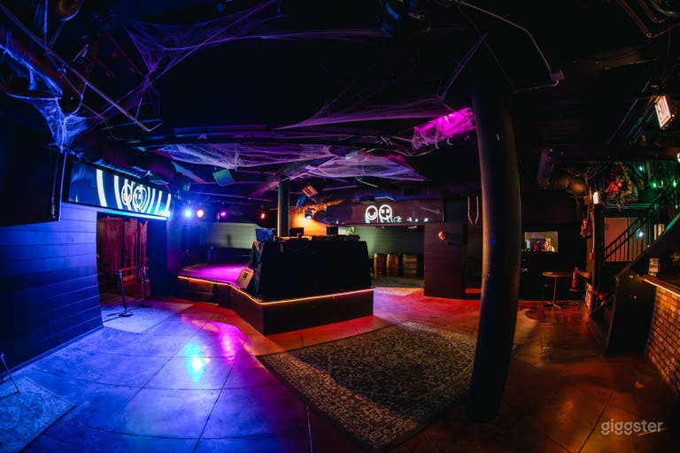  The beautiful main room 