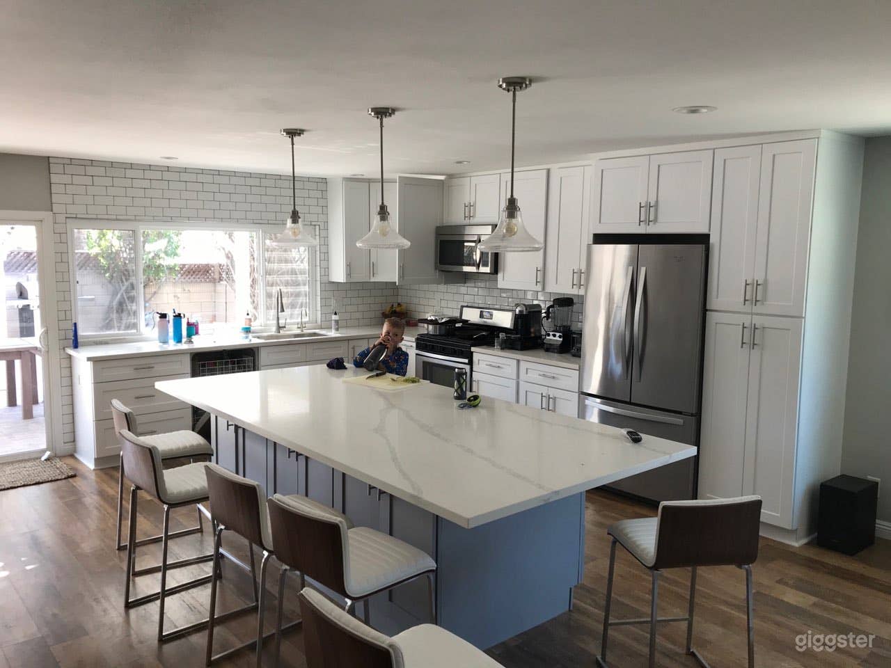 Cozy, nice suburban home Photo 1