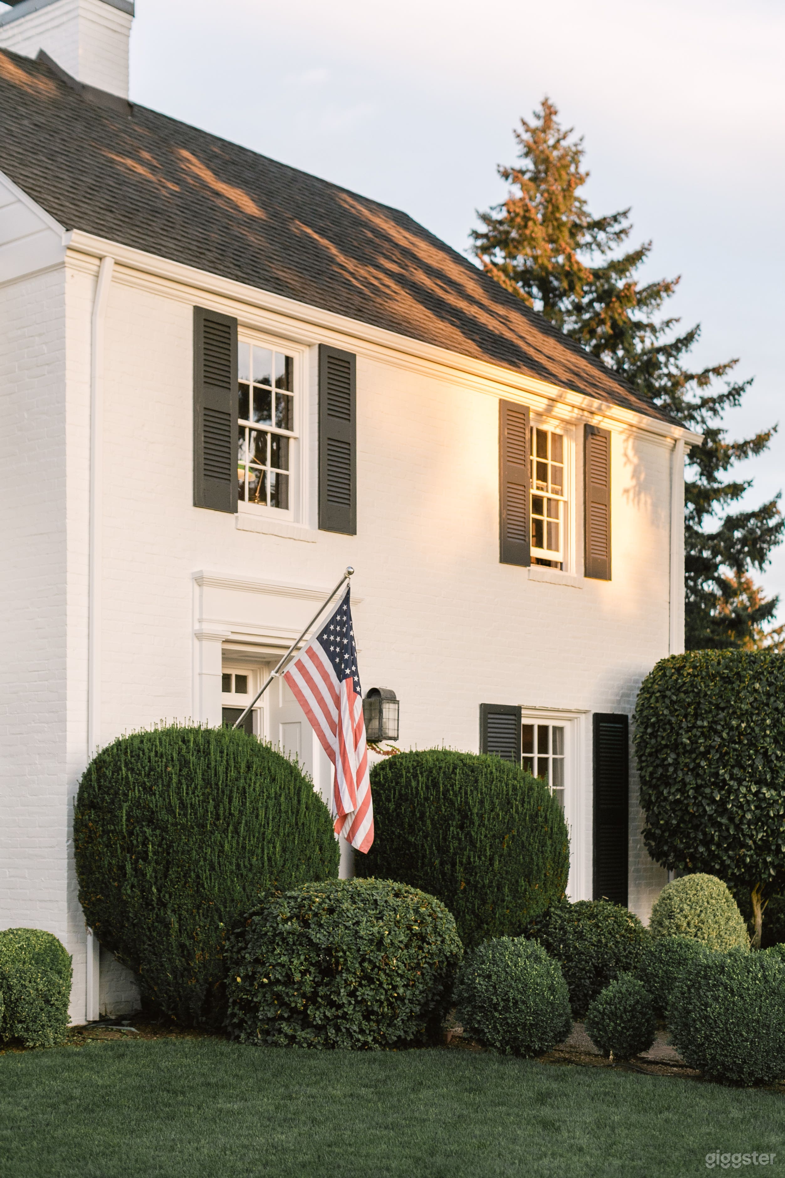 White Brick Colonial House with Spacious Backyard Photo 3