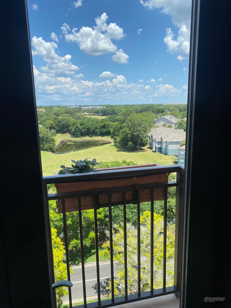  Luxury Modern Living  