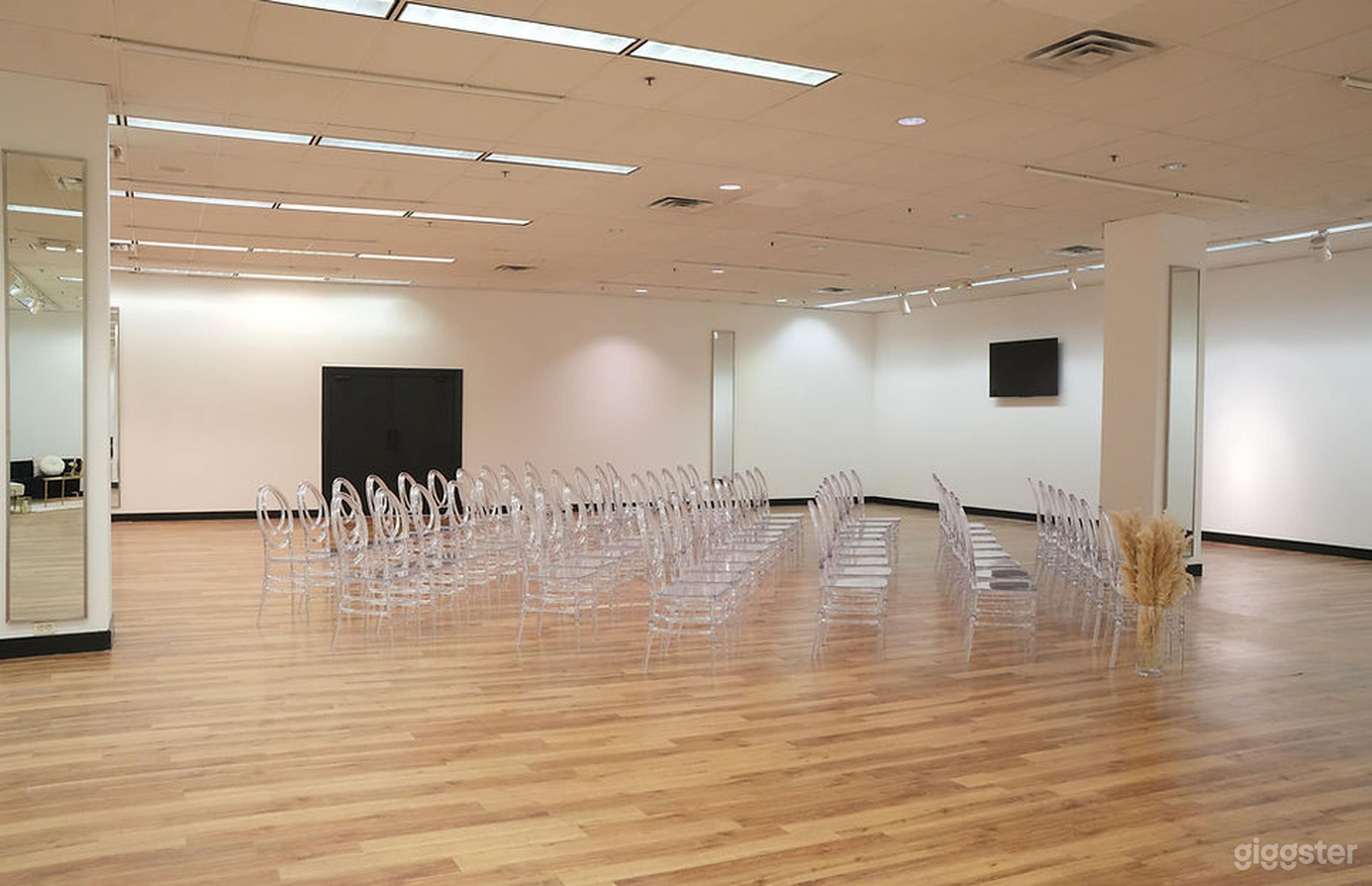 Large Venue Space In Montgomery County Photo 2