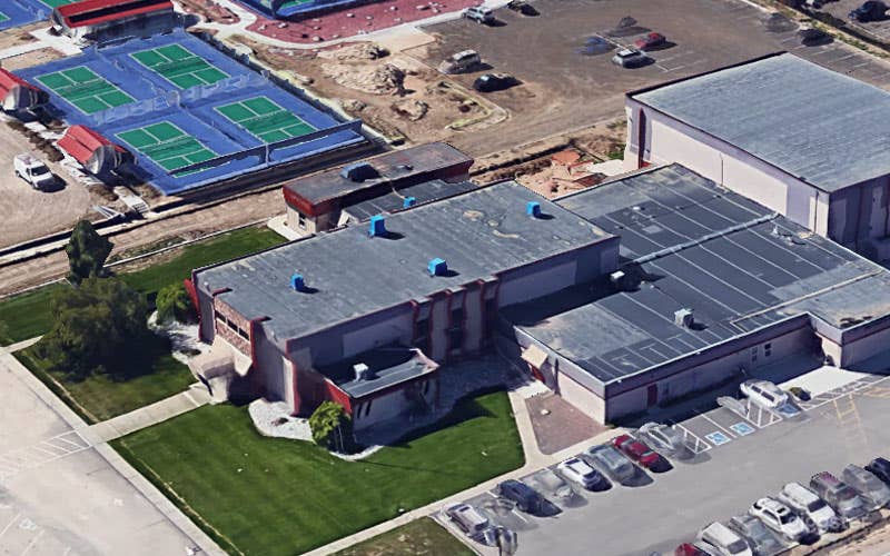 Outdoor Pickleball Court Photo 3