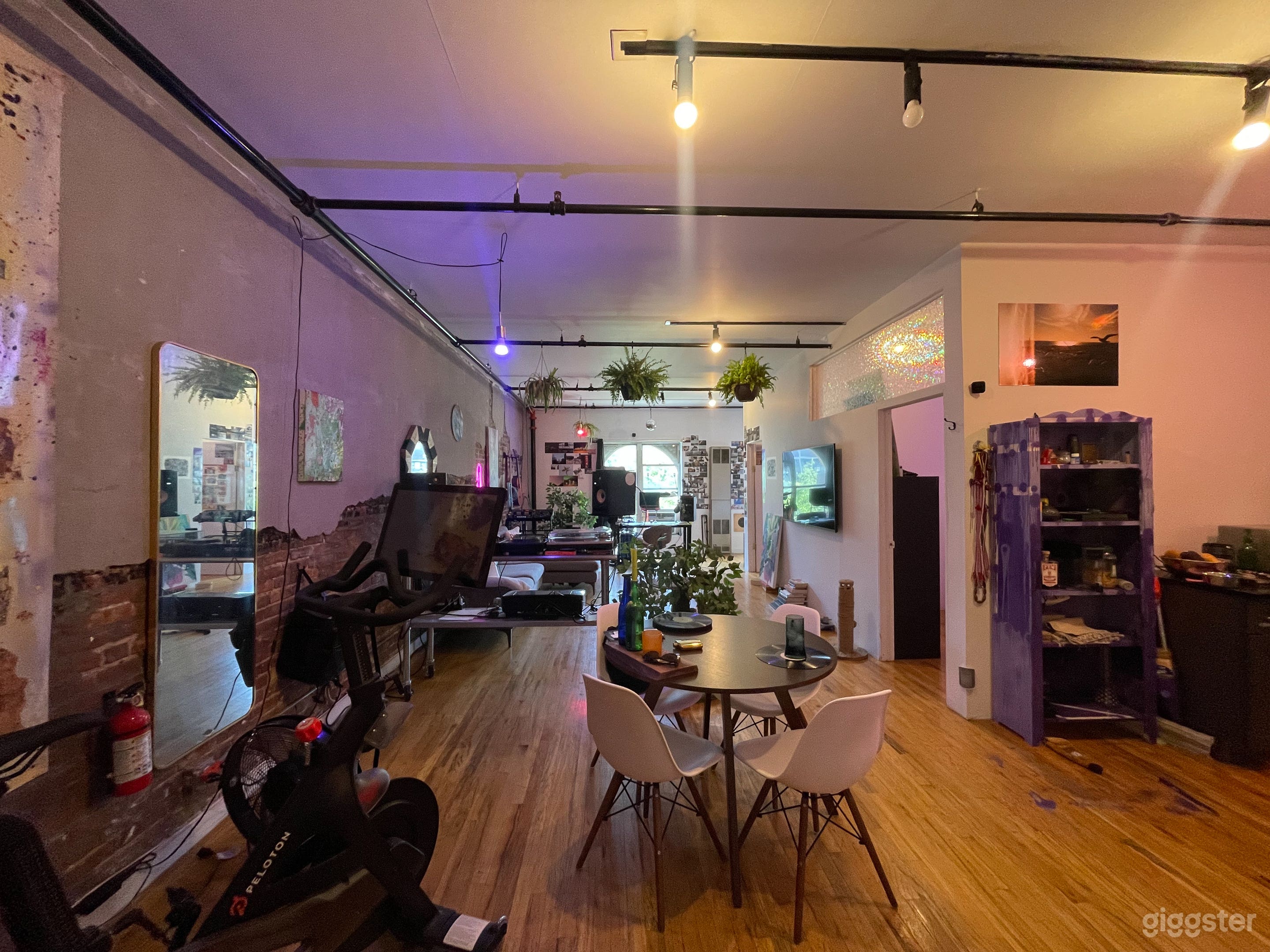 Williamsburg loft Photo 4