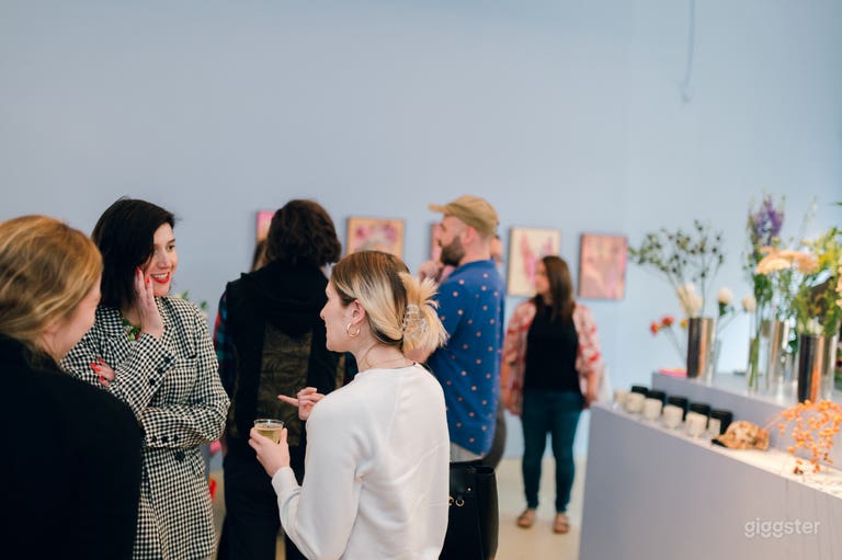  CONTEMPORARY SHOP SPACE FOR YOUR COCKTAIL HOUR 