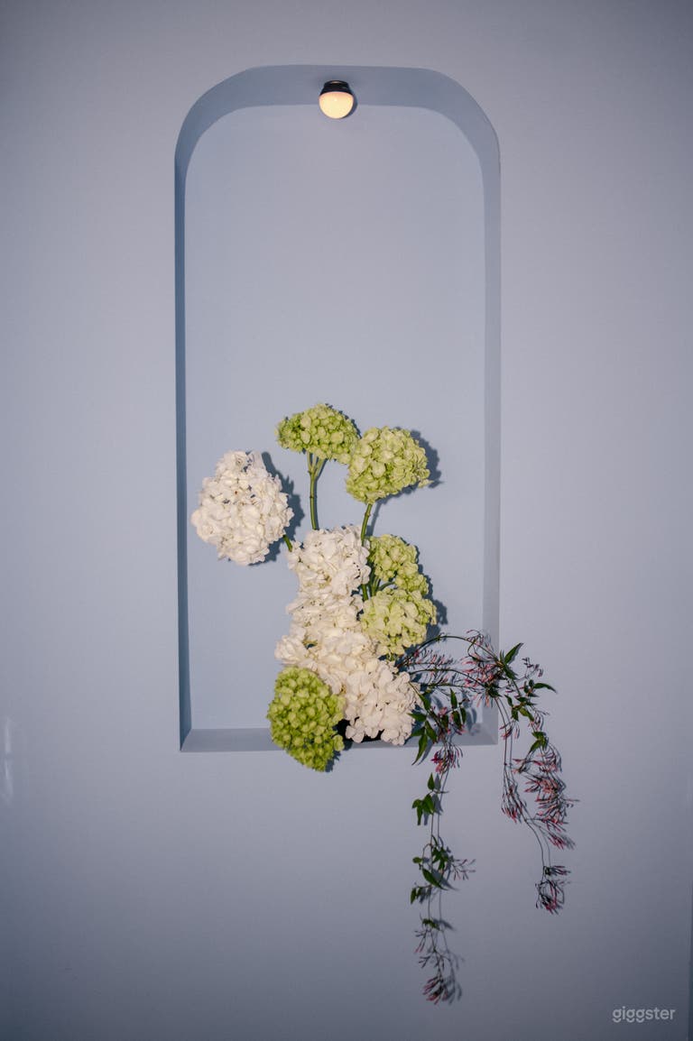  CONTEMPORARY SHOP SPACE FOR YOUR COCKTAIL HOUR 