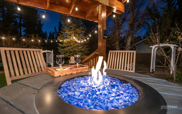  Charming Cottage Backyard Oasis 