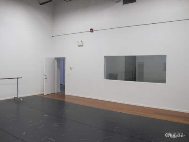 Multi-Purpose Studio 7 Photo 3