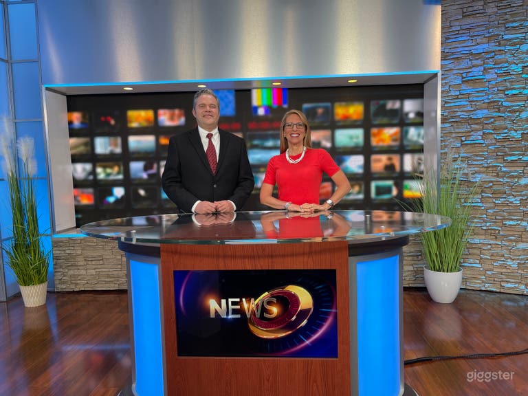  Broadcast Talk Show Studio Sets and Green Screen 