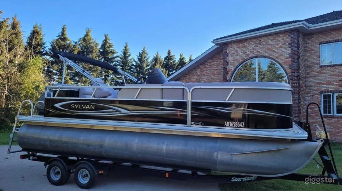 Top Quality Pontoon Boat Photo 1