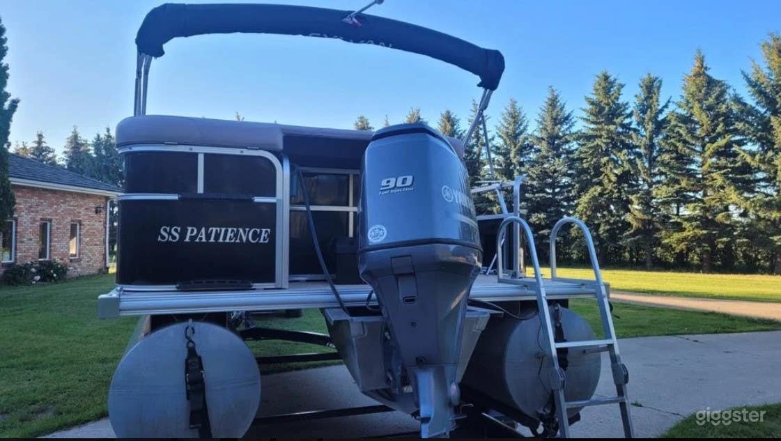 Top Quality Pontoon Boat Photo 2