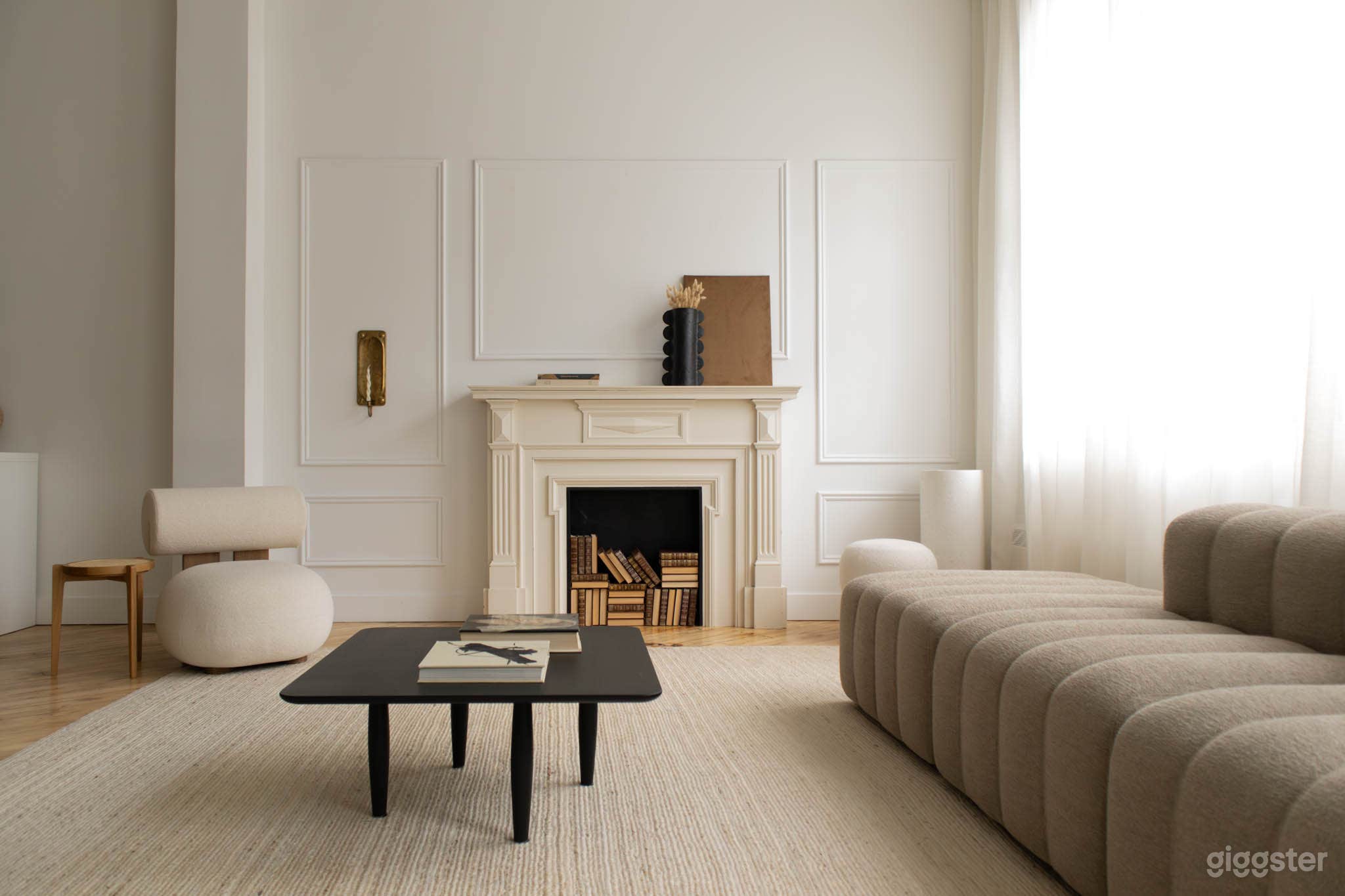 Downtown Studio Furnished Natural Light Heaven Photo 2