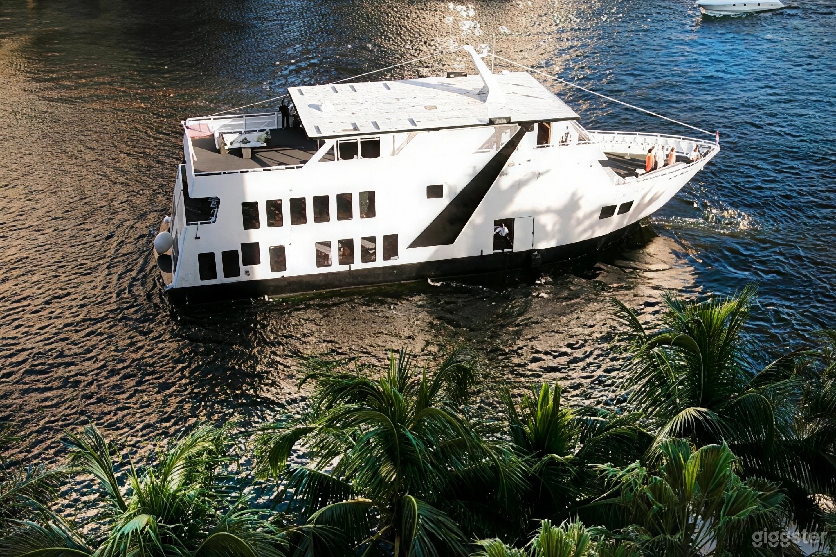 Luxury Event Yacht with Salon & Grand Piano Photo 1