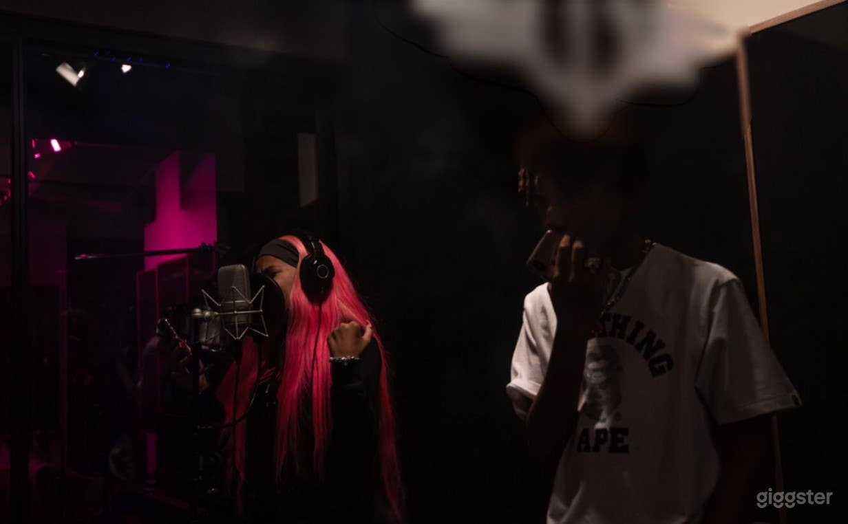 The Raven Suite Photo 3