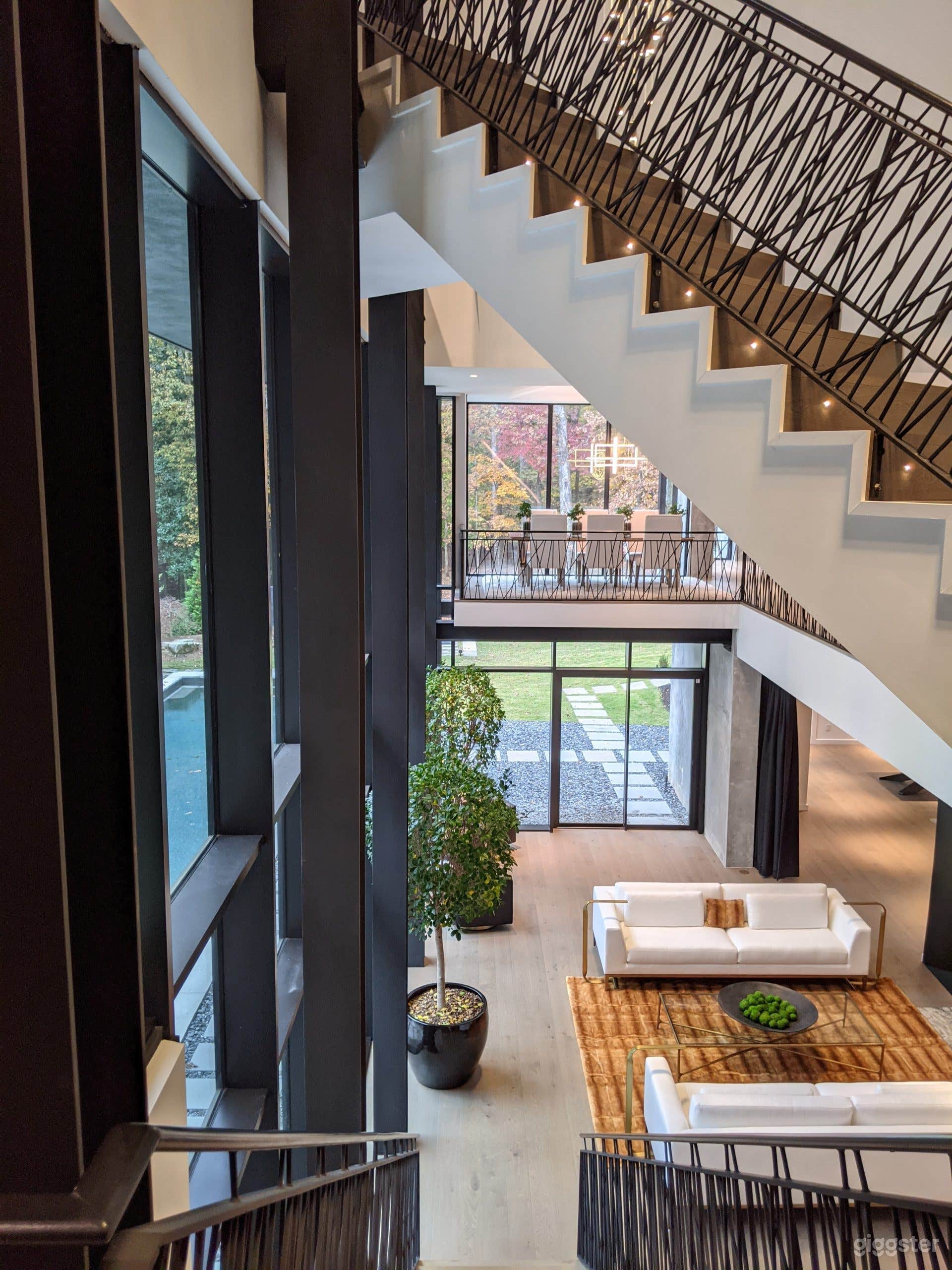 The Contemporary View Photo 1