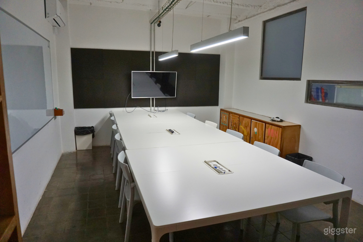 Espacio Creativo para Reuniones para 12 | Sala de Reuniones 2.1 Foto 4