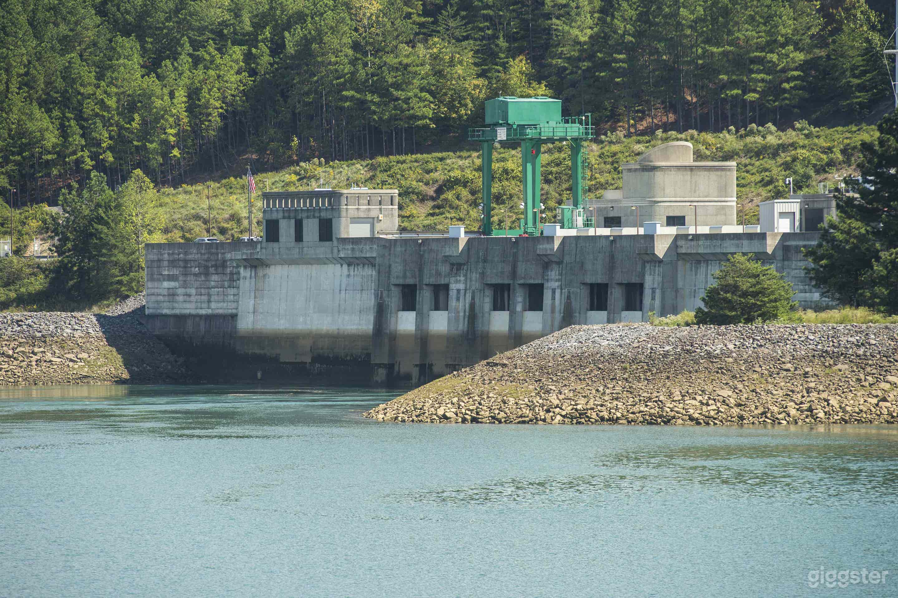 Rocky Mountain Dam Photo 4