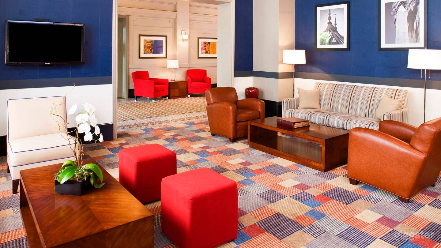 Southern Pacific Room Photo 3