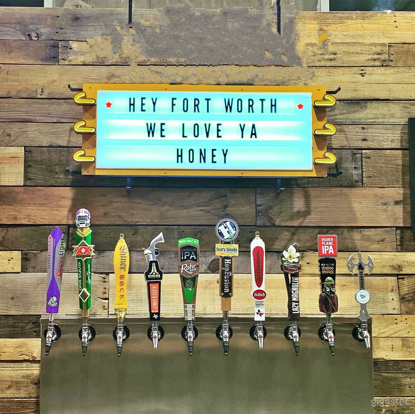 Premier Axe Throwing Venue Photo 2