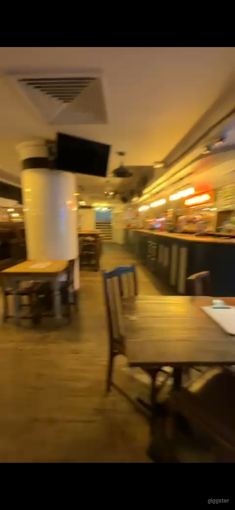  Large Central Bar Restaurant Upstairs 