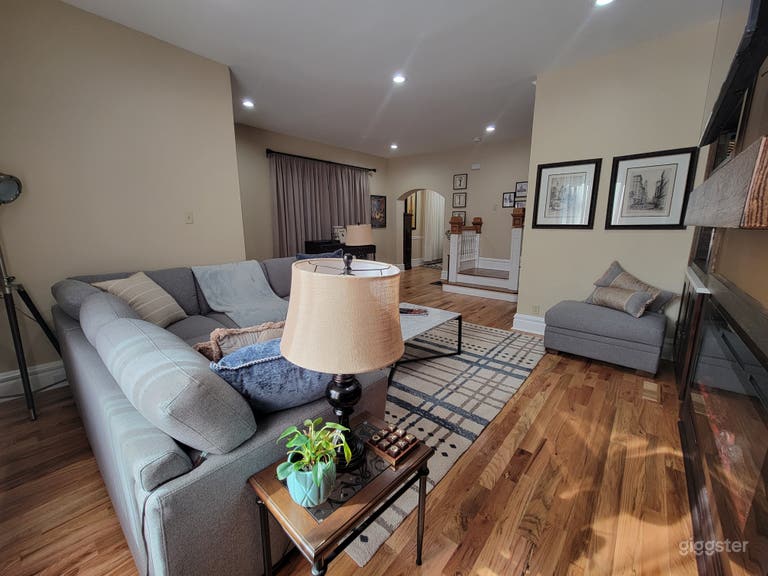  Versatile Furnished South Shore Home Near Obama Presidential 