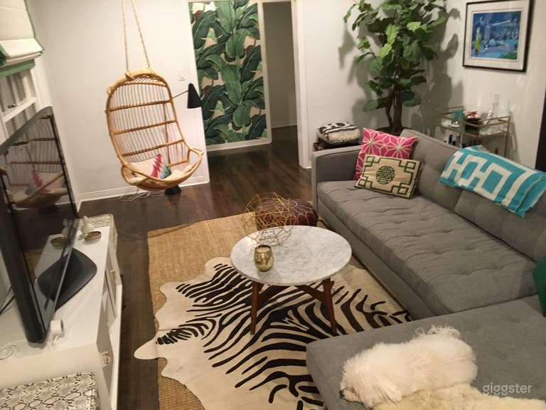  Beautiful remodeled bungalow, idyllic large yard 