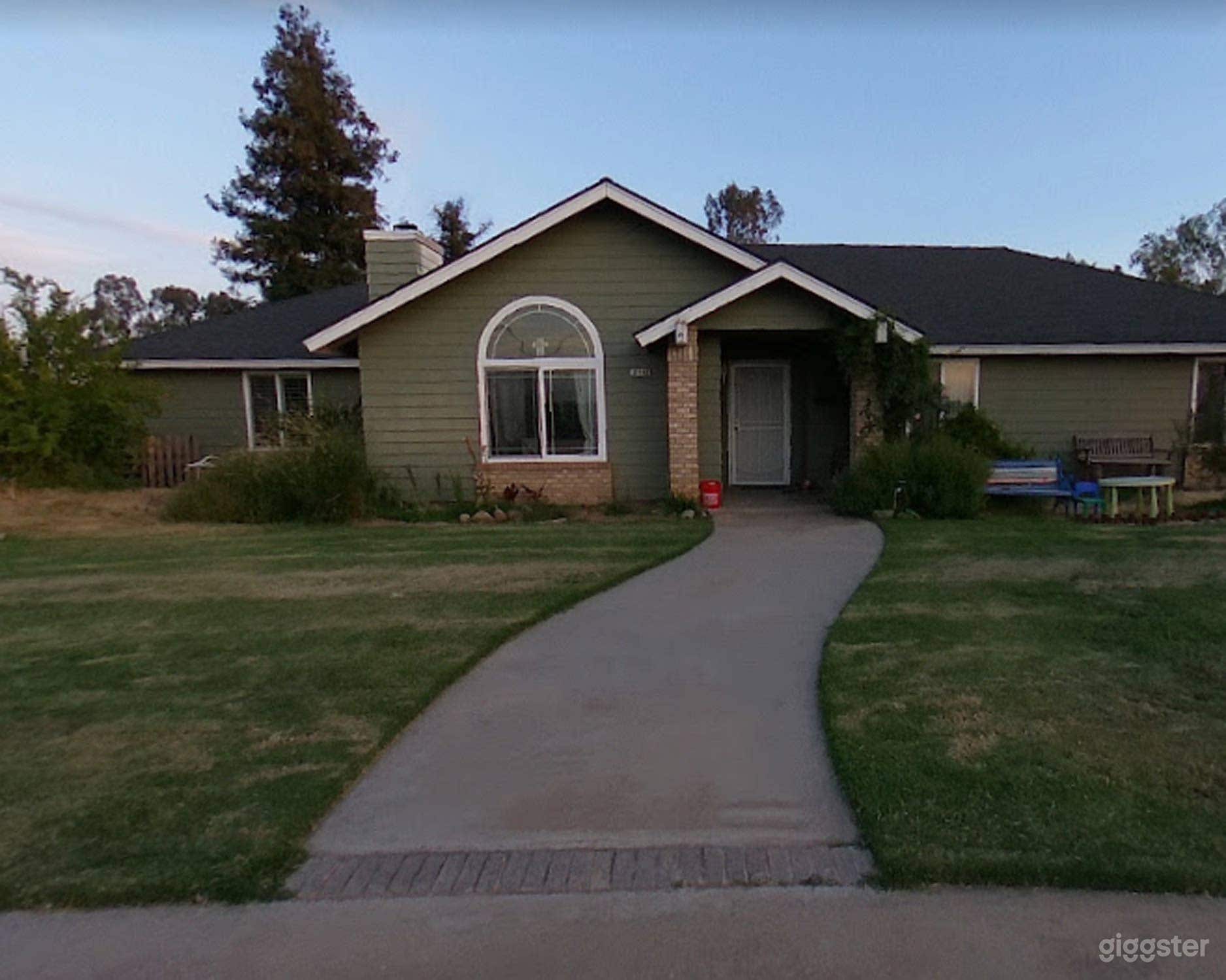 Rustic Outdoor Space in Madera Photo 1