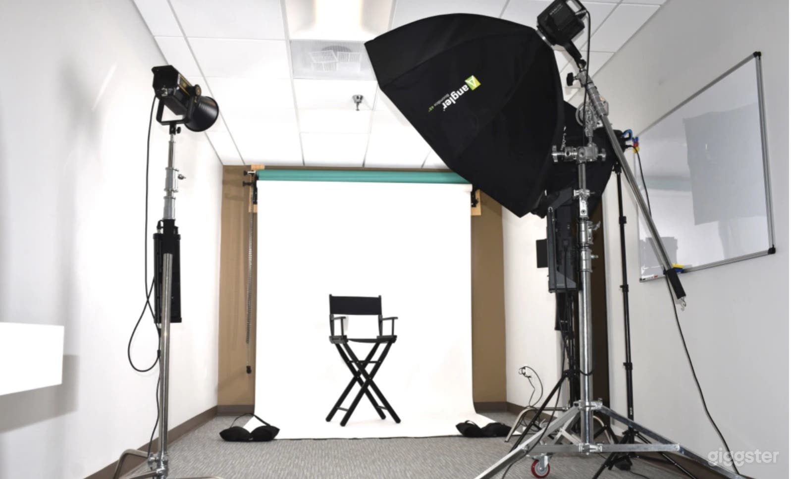 Modern Two Studio for Photography/Video in the heart of Alexandria Photo 1
