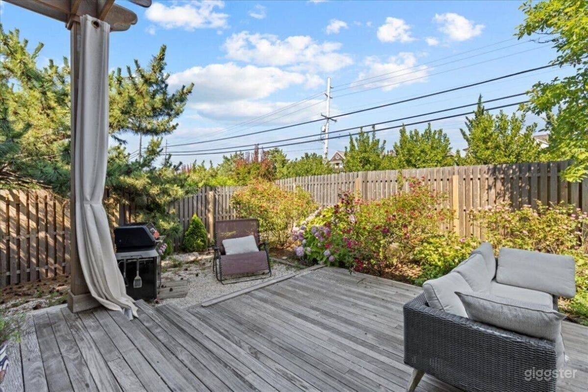 Coastal Backyard on Barnegat Lane Photo 1