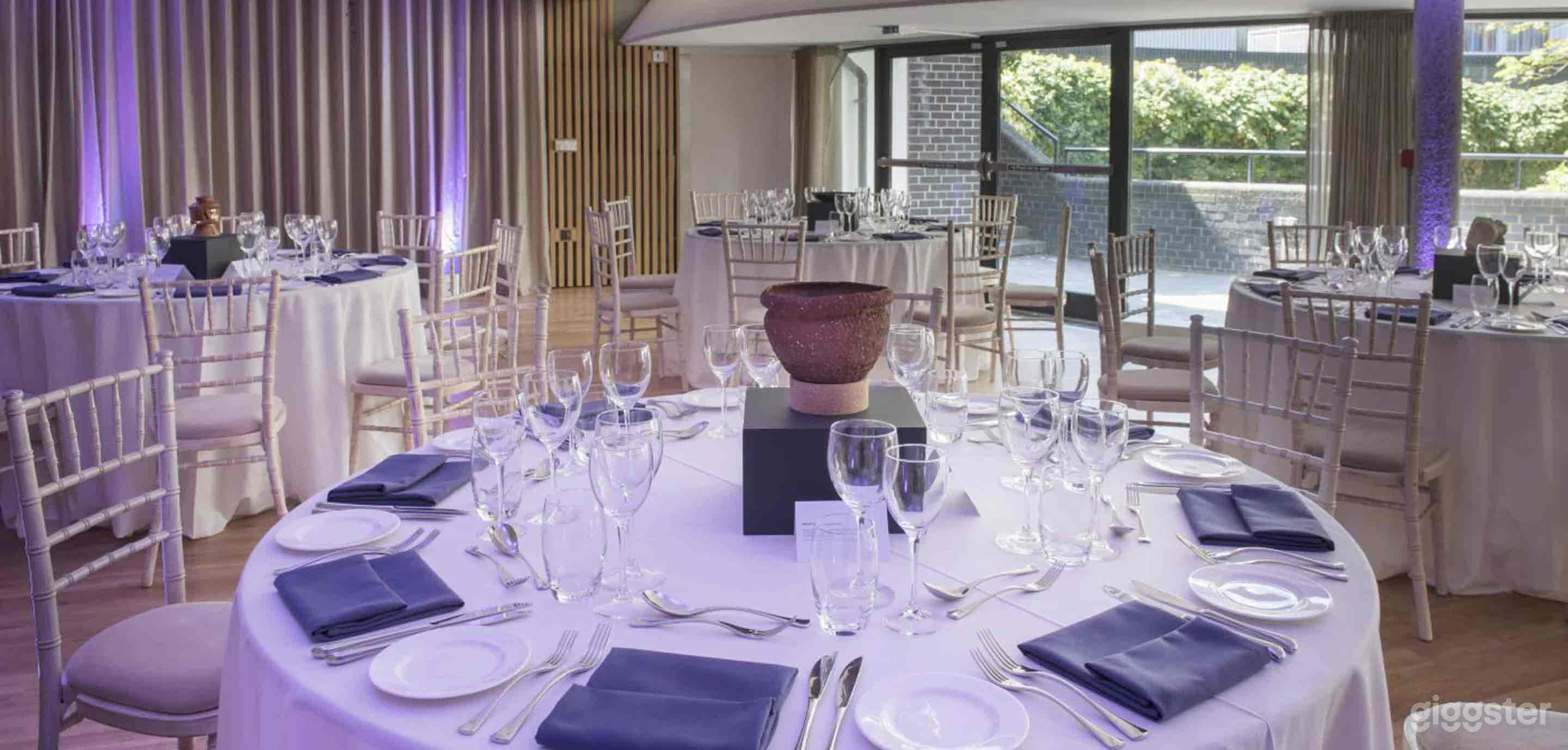 Charming Terrace Gallery at London Museum Spaces Photo 3