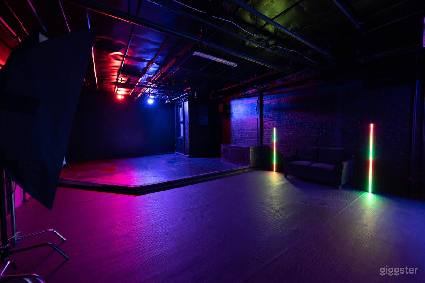 Neon Room for Photography Photo 3