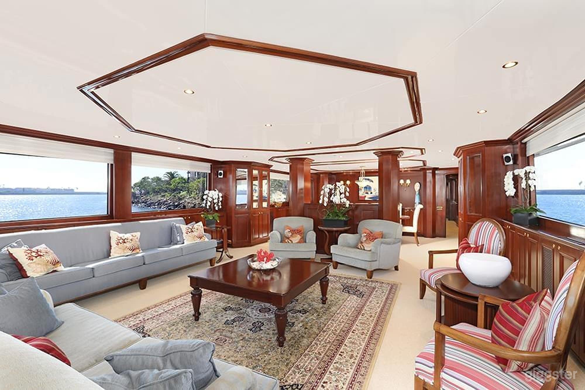 125' ADMIRAL XL Photo 2