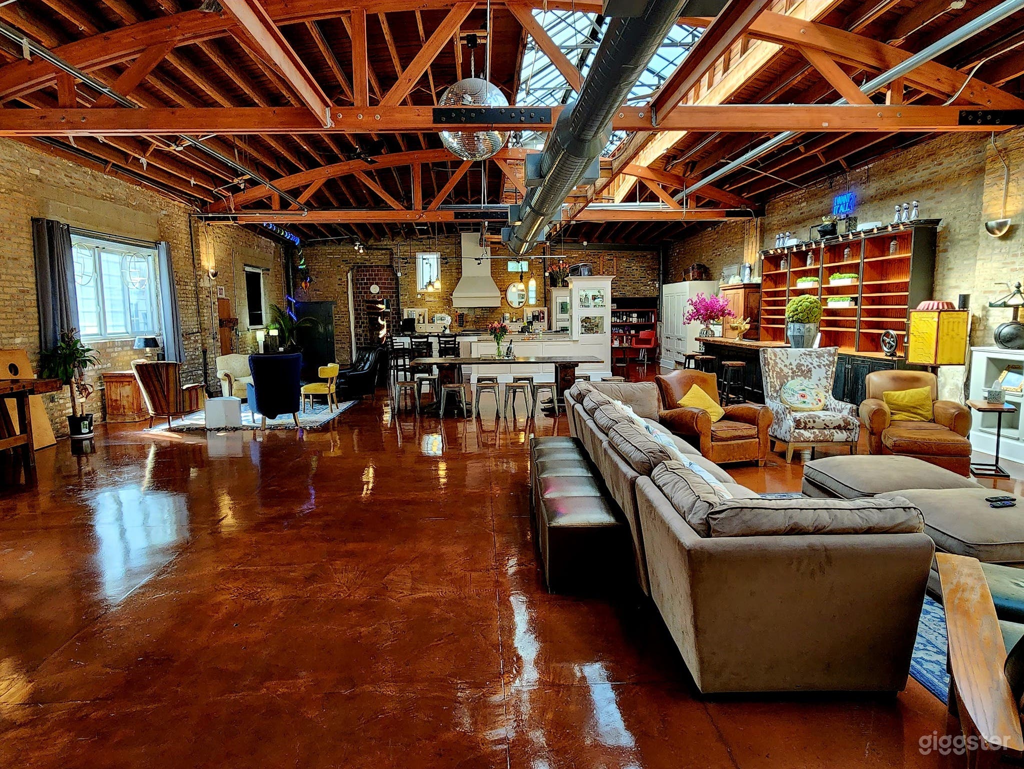 Loft606 Photo 3