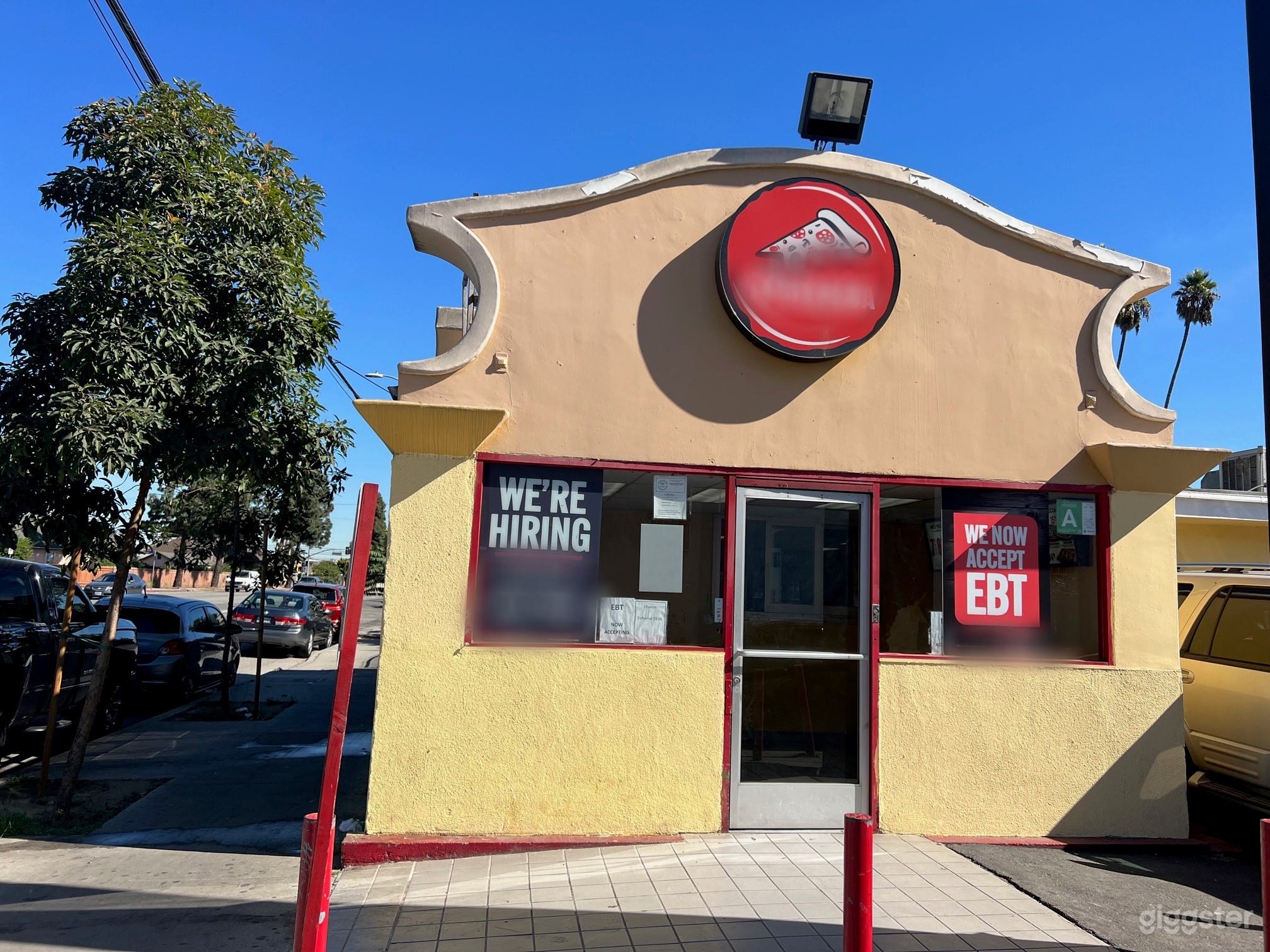 Perfect for Filming Pizza Restaurant in Los Angeles 4th Loc. Photo 1