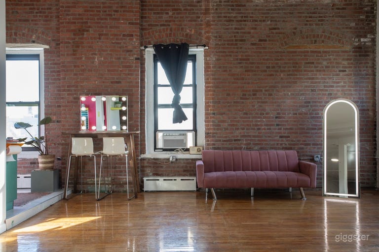  Bright Spacious 🌿Vintage Kitchen Loft at Morgan L 