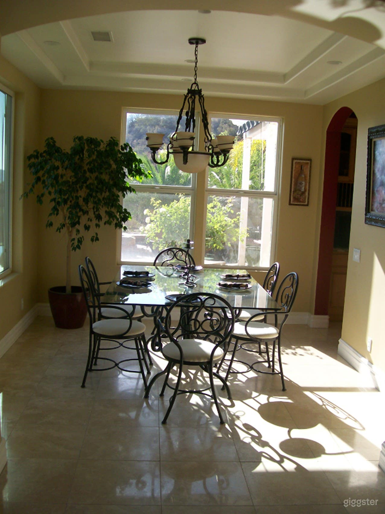 Stunning Private Ranch Photo 4