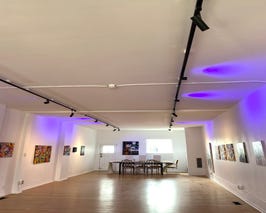  Colour changing track lights 