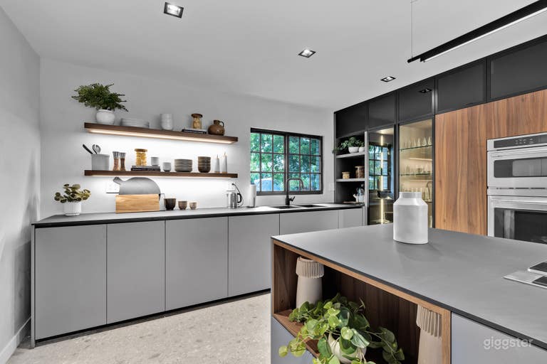  Luxury Kitchen at Fort Lauderdale  