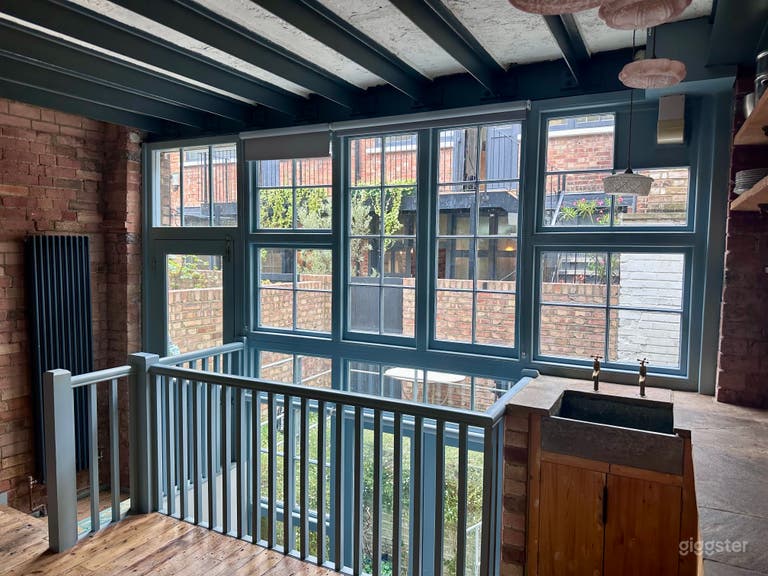  Beautiful floor to ceiling windows covering 2 floors 