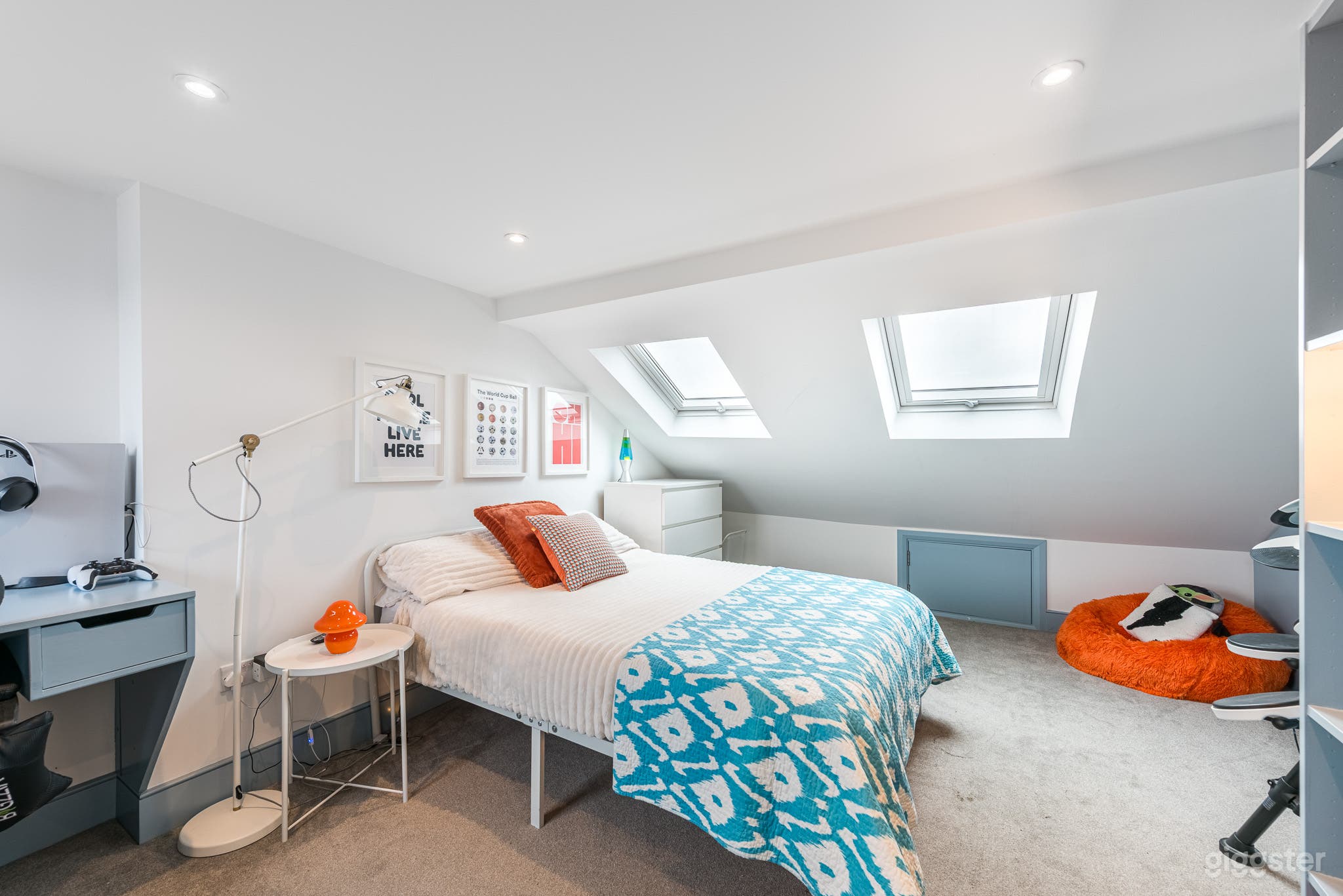 Modern Northbrook N22 Renovation Photo 4