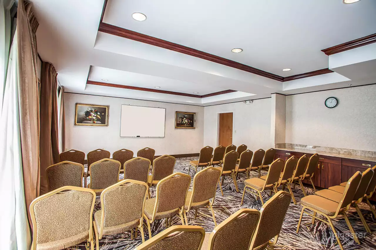  Sala de conferencias 