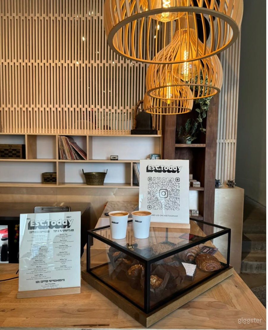 TRENDY MUSIC COFFEE SHOP ON MELROSE Photo 2