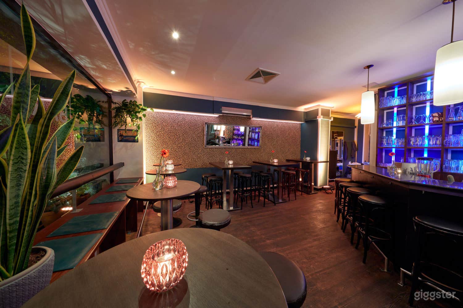 Außergewöhnliche Bar mitten in Mannheim Photo 4