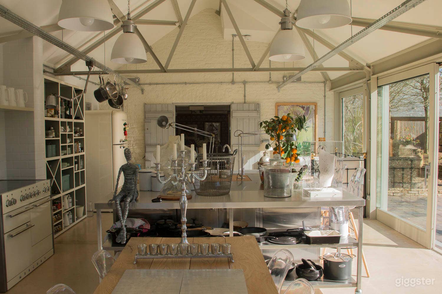 Enticing and Atmospheric Barn in Cheltenham Photo 3