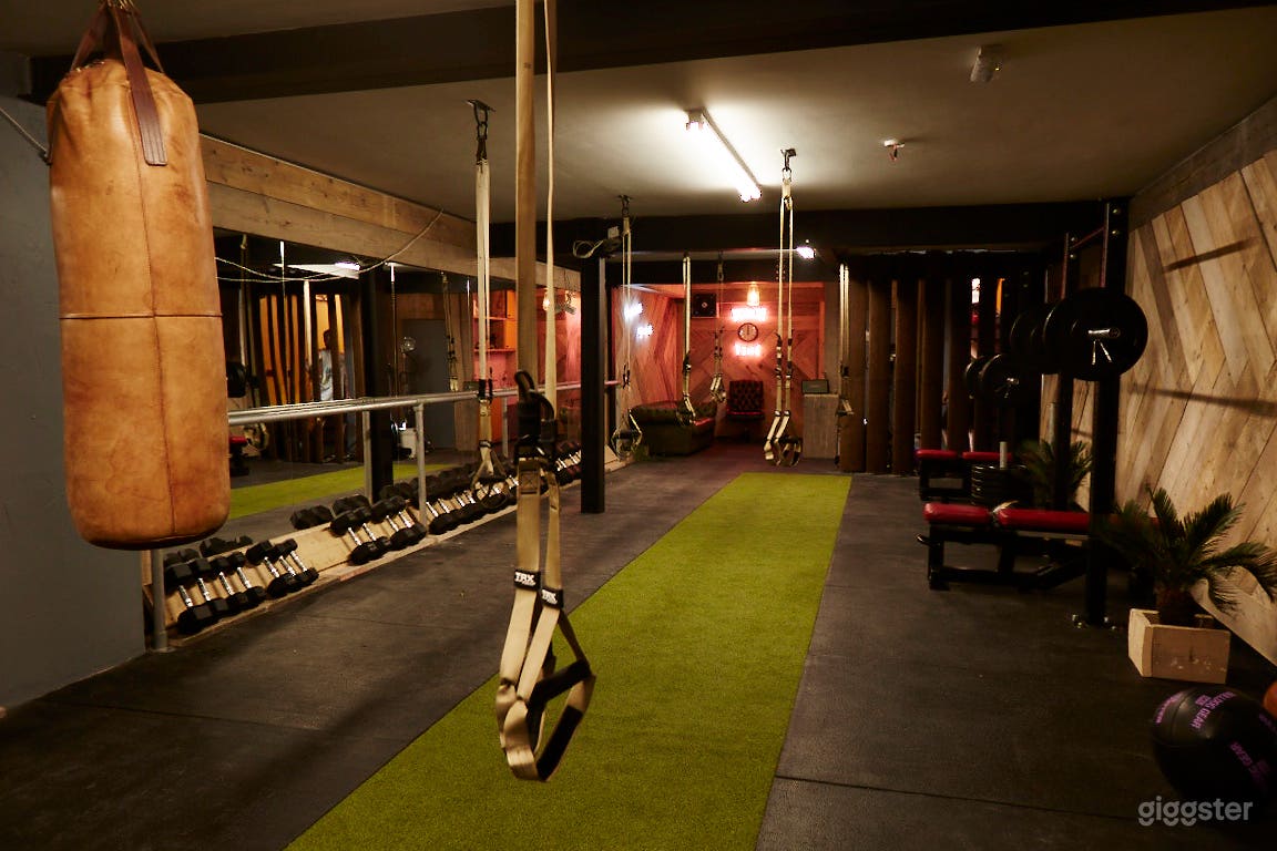 Distinctive Fitness Gym in London Photo 1