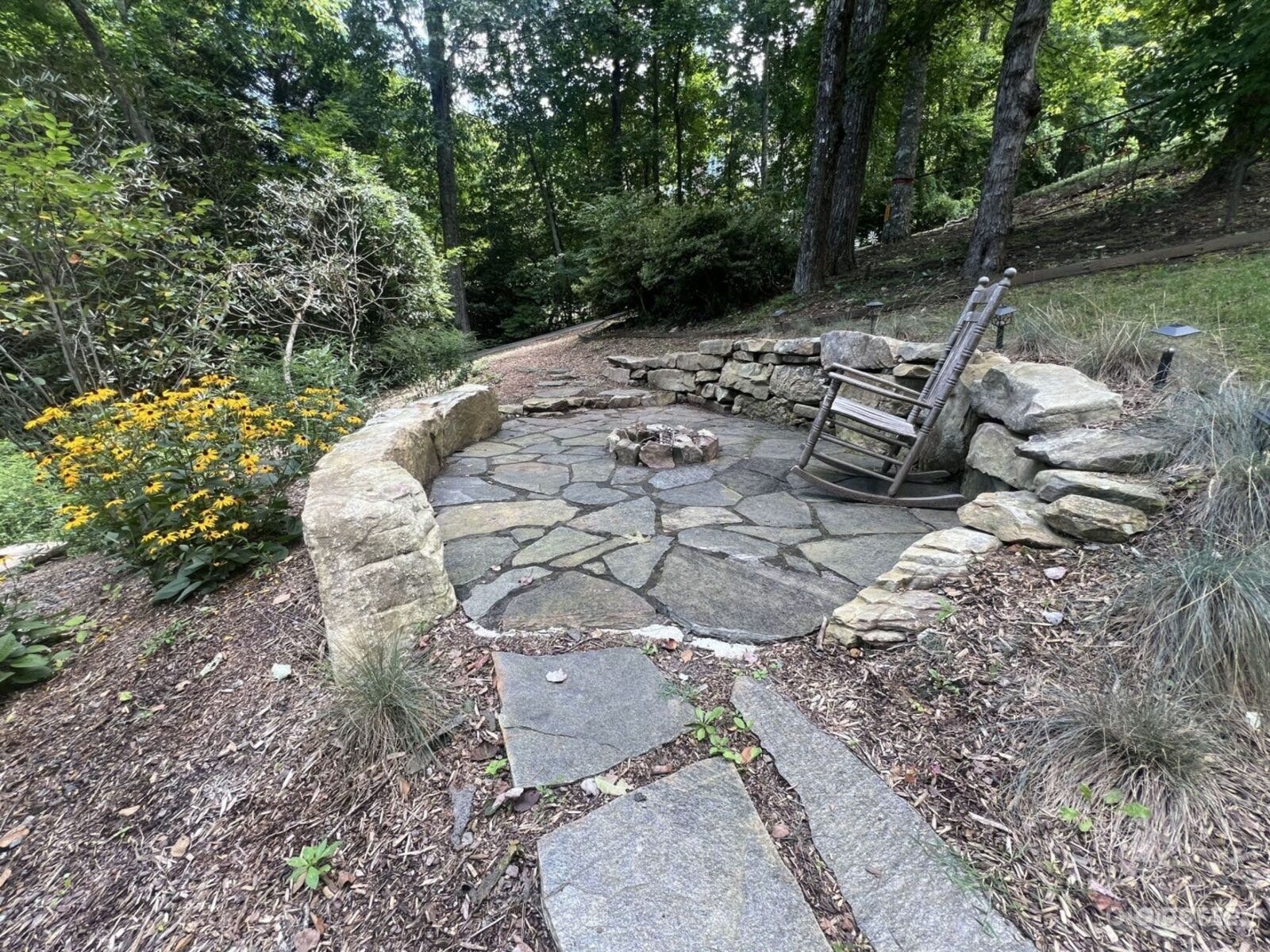 Charming Hilltop Backyard with Mountain Views Photo 3