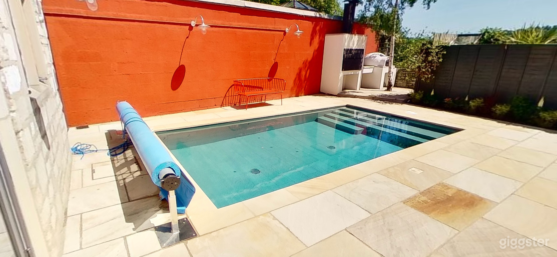 Notable History and Heritage Courtyard House Photo 3