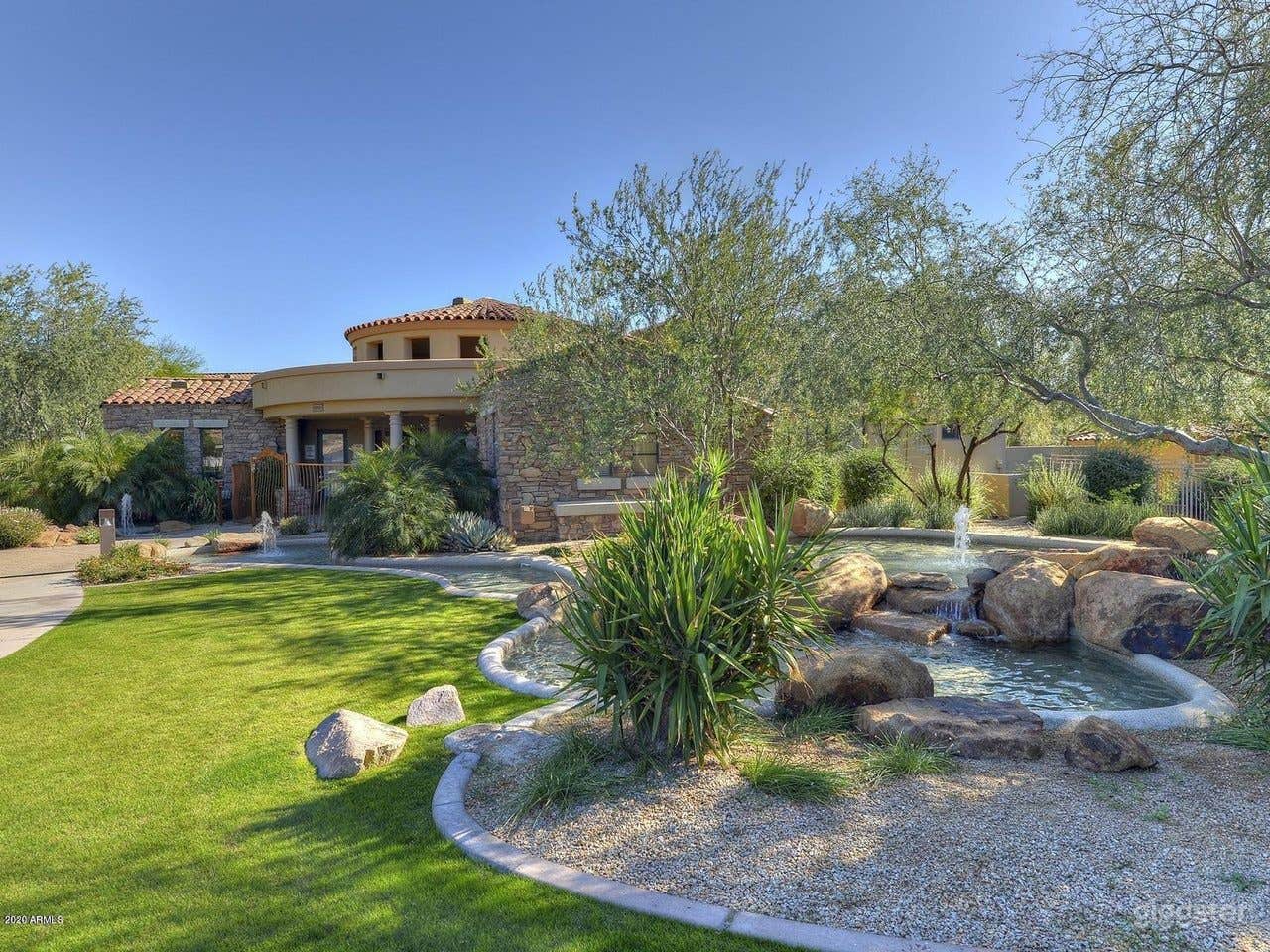 Villa Grayhawk  Photo 1