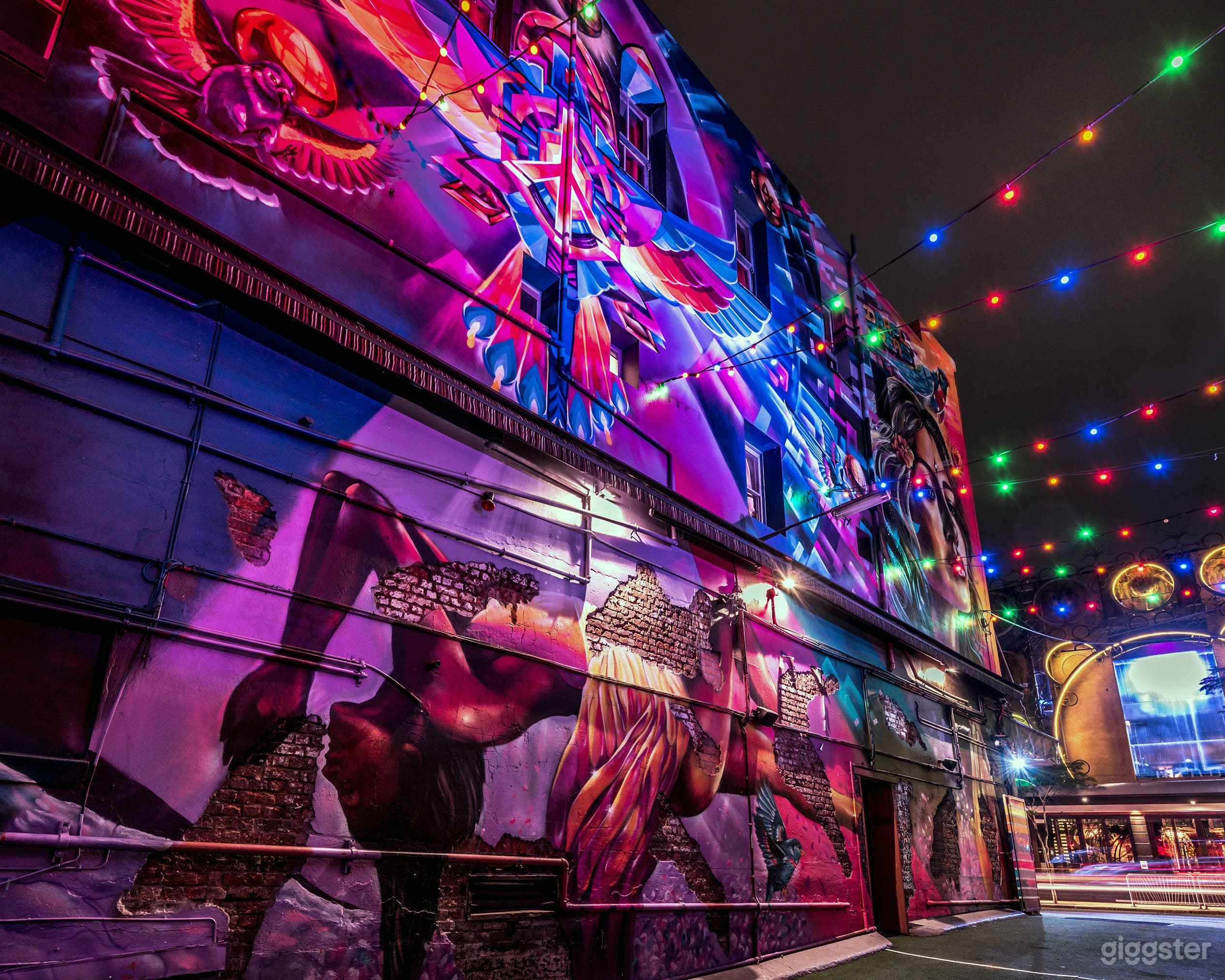 Spectacular large scale murals on the walls by @drapl
