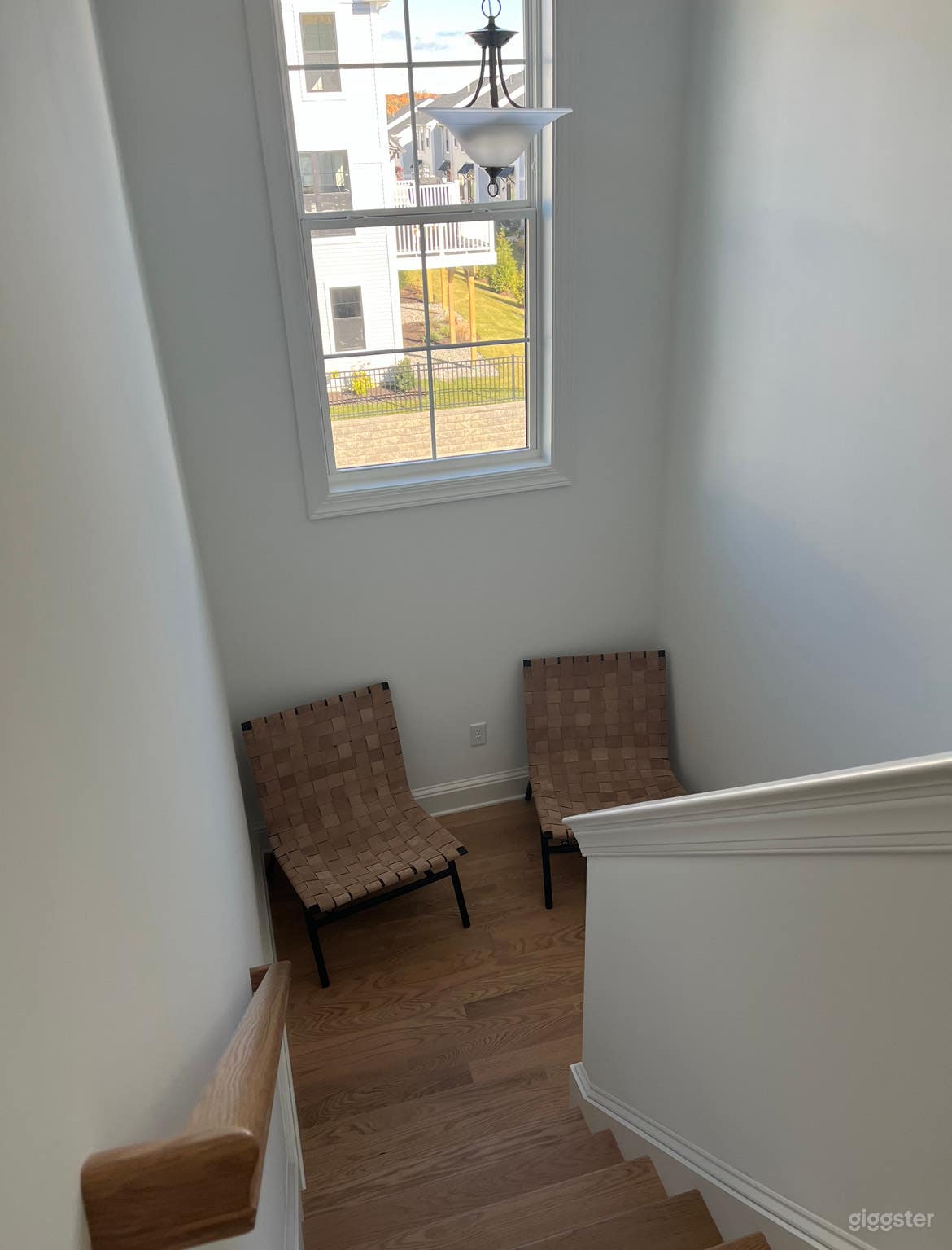 Brand new Loft Style Townhouse Photo 4