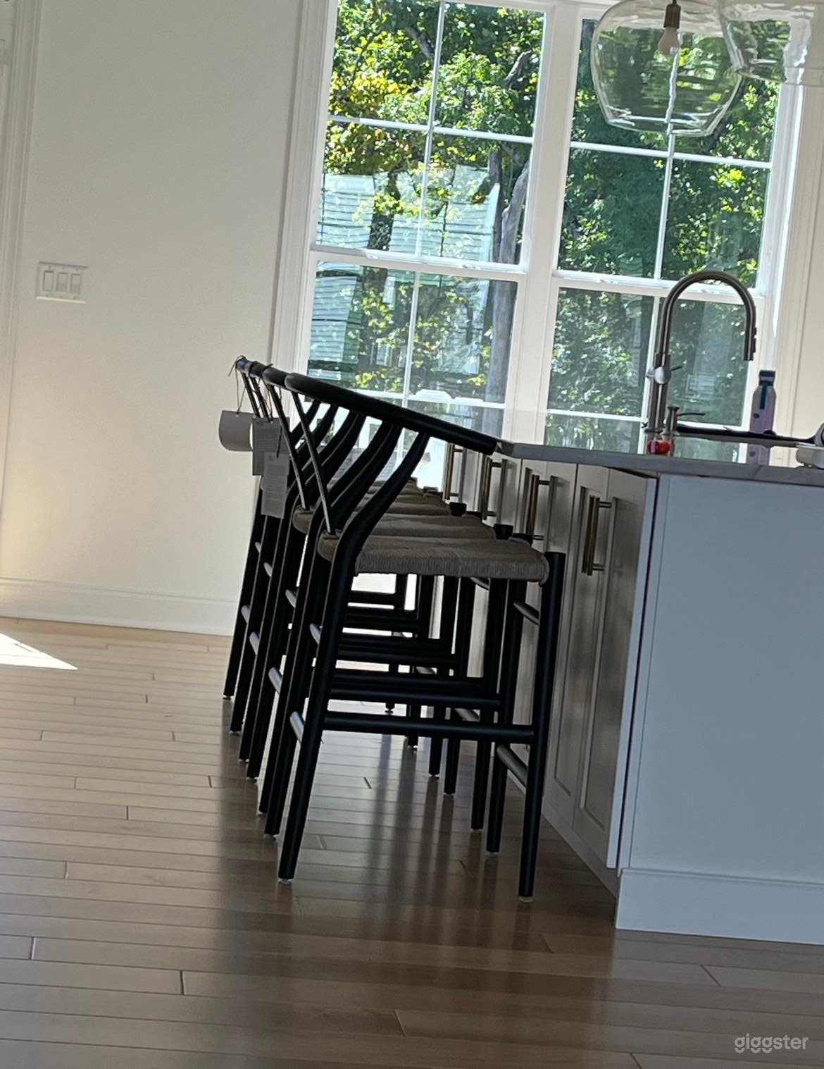 Brand new Loft Style Townhouse Photo 2